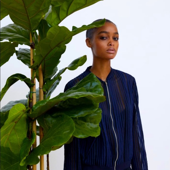 Zara Jackets & Blazers - Zara Bomber Jacket SZ-XL